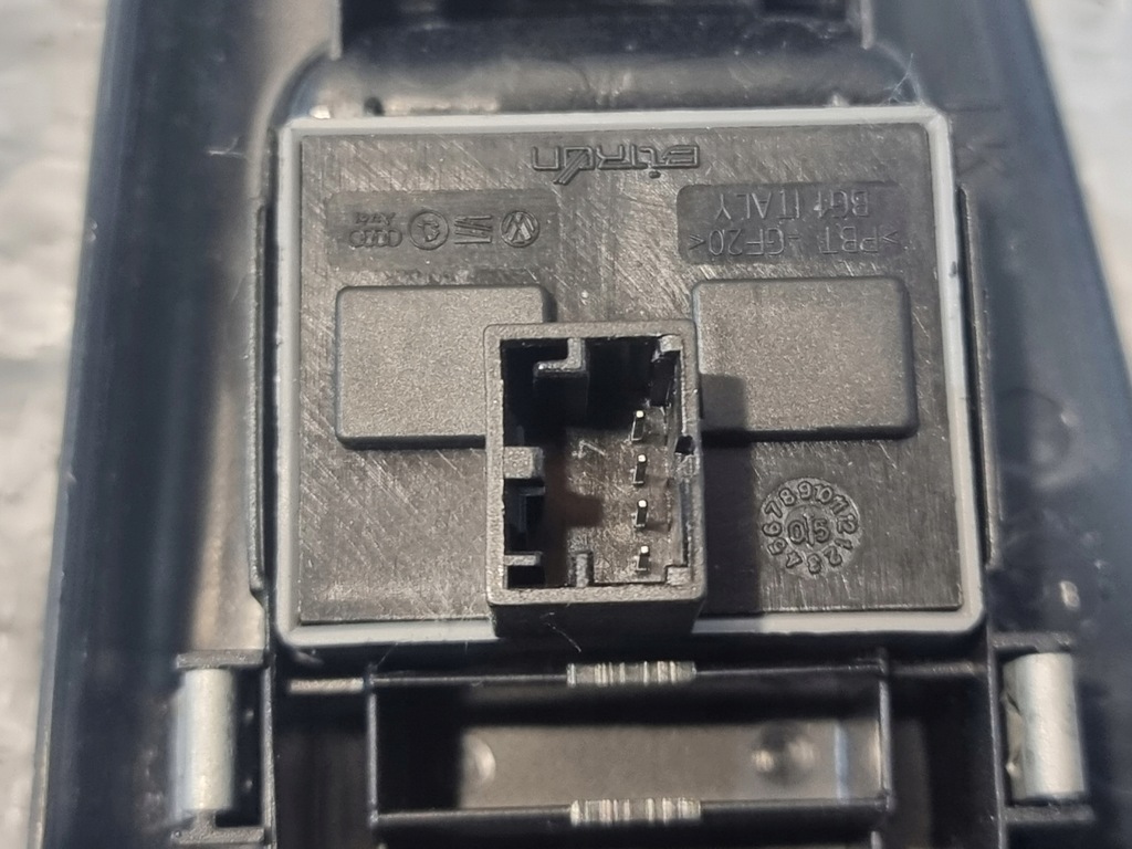 фото №10, Переключатель окон оригинальный номер 6q1867171e vw polo iv 4