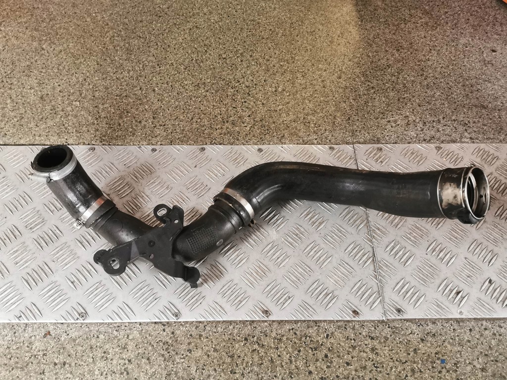 фото №1, Труба интеркулер renault captur оригинальный номер 7e144604208r