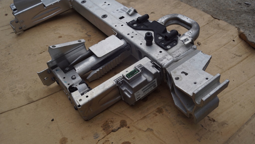 Bmw e93 кабриолет  дуга безопасности 7140906 Доставка