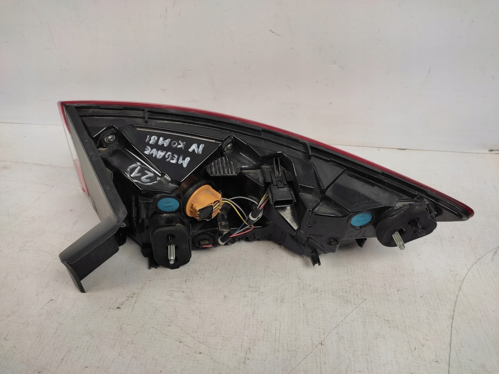 фото №12, Renault megane iv kombi лампа ліва задня led 2015-