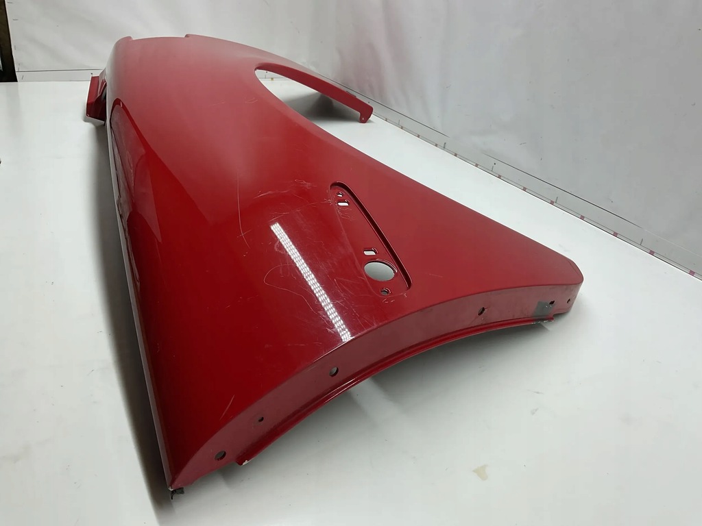 фото №8, Chevrolet corvette c6 задний крыло правый