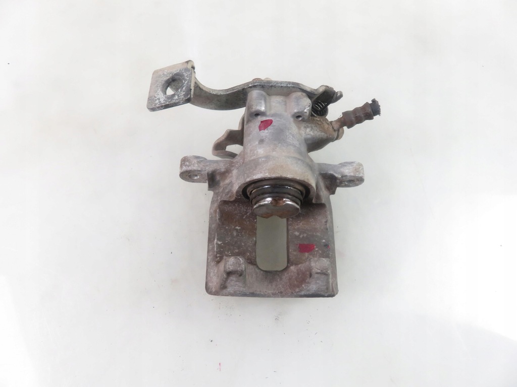 фото №6, Суппорт левый задняя toyota auris i e15 1.4 d-4d