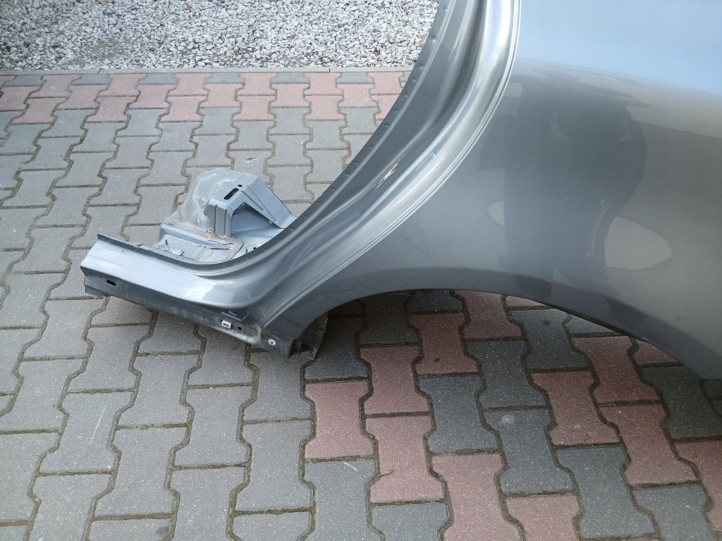 Крила лівий задня 714 volvo xc60 lift 15r w-wa Недорого