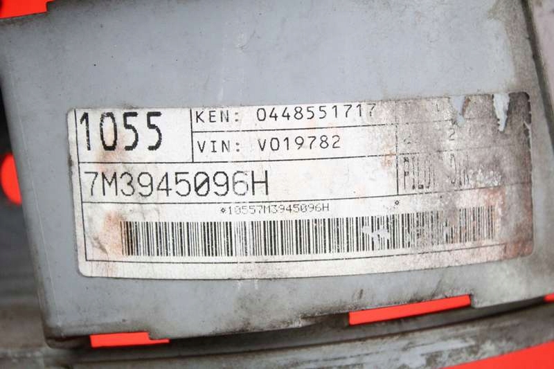 фото №10, Лампа правая задняя задняя 7m3945096h vw sharan 1 i lift 03-10