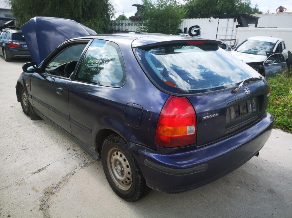 фото №9, Honda civic двигун кришка обігрівача 1997 1.4l 0637005872 063700-5872