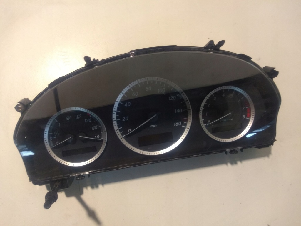 фото №1, Лічильник прилади mercedes w204 a2049002802