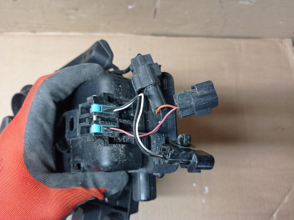 фото №8, Кришка заряджання kia niro ev 2