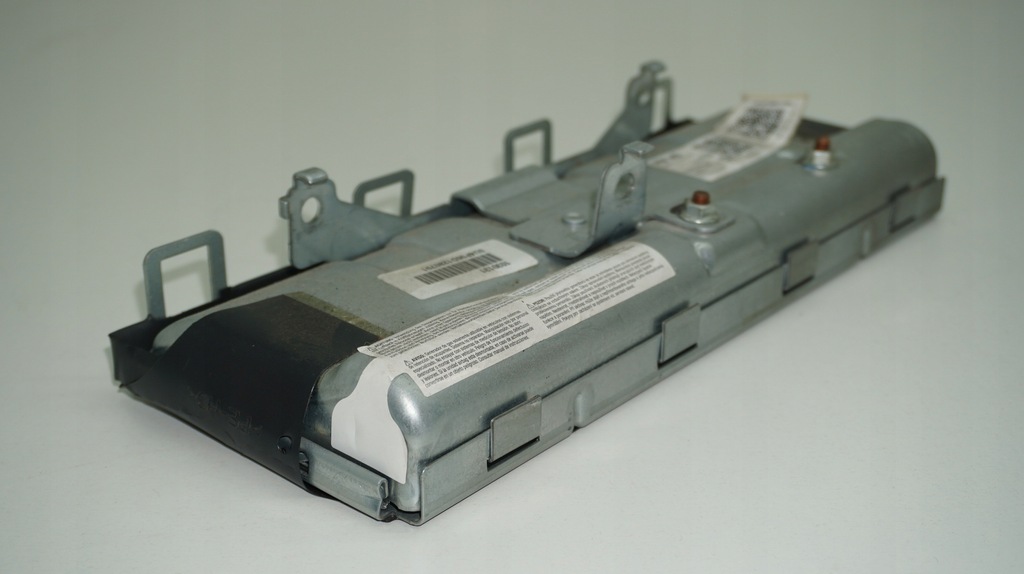 фото №8, Audi a3 8v подушка повітряна колінна подушка безпеки uk!