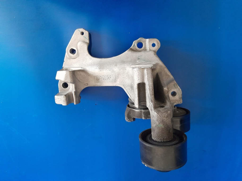 Купить Кронштейн кронштейн генератора 117108069 renault clio 0.9 t h4ba400