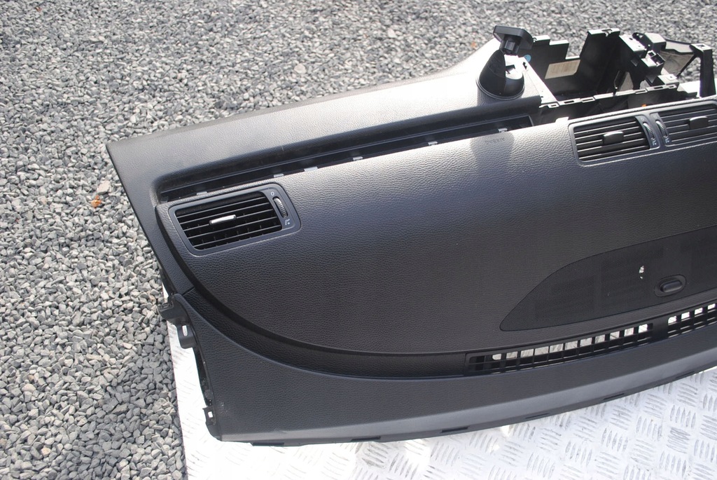 фото №5, Панель приладів панель приладів приладова консоль czarna vw passat b6