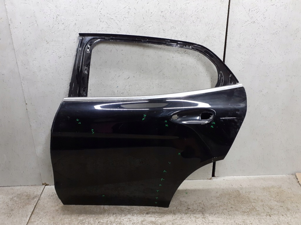 Купити Двері задній задні ліва mercedes gla w156 156 2013-2019r.