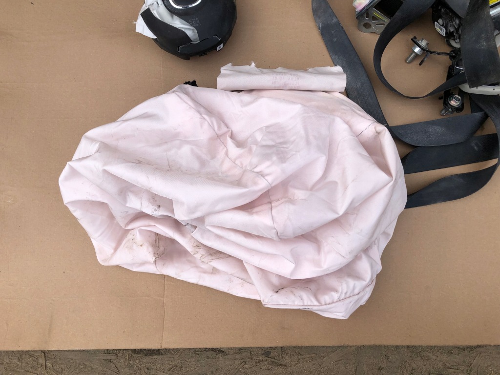 фото №3, Подушка безопасности подушки безопасности mazda 3 bm