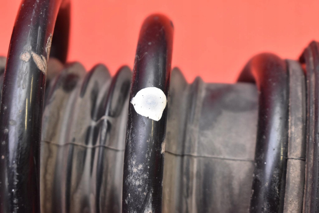 Амортизатор правий перед 13474002 opel astra 4 iv j 1.7 cdti 110 km 09-12 Недорого