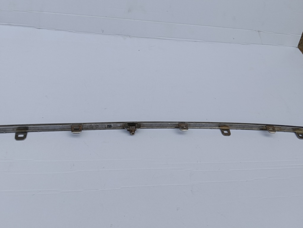 Молдинг хром бампера задня 850700129r renault clio v Недорого