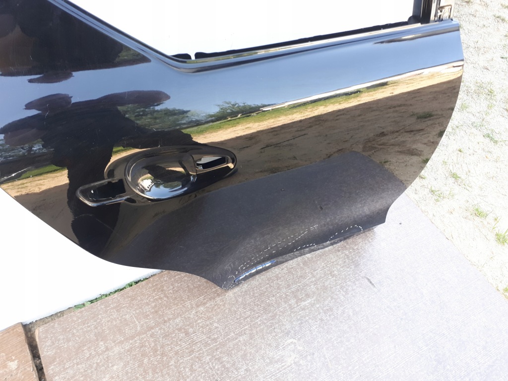 Lexus ct 200h 10-21 двері праве задні правий задня 2010- Недорого