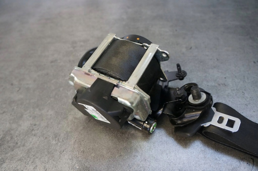 фото №3, Pas безпеки правий перед volvo v40 ii