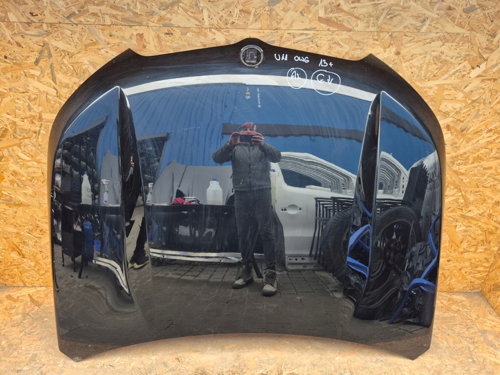 Купити Bmw x1 u11 22- капот