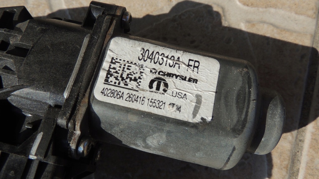 фото №4, Моторчик окон перед правый chrysler pacifica