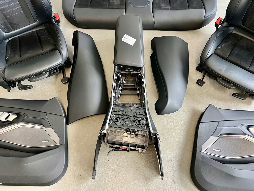 фото №7, Bmw g20 сиденья середина сиденье interior заднее сиденье полка обшивки m-pakiet harman