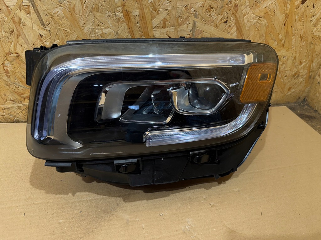 фото №1, Idealna kpl. лампа перед передня ліва led mercedes glb x247 1