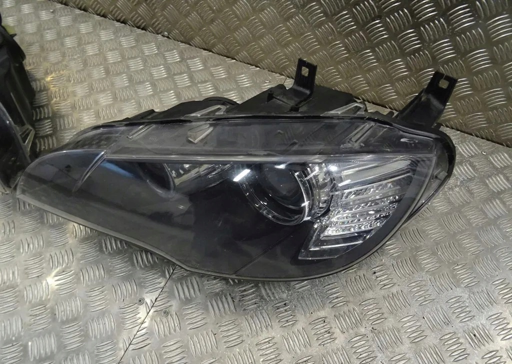 фото №1, Bmw x6 e71 лампа левая перед передняя 7271357 комплектная