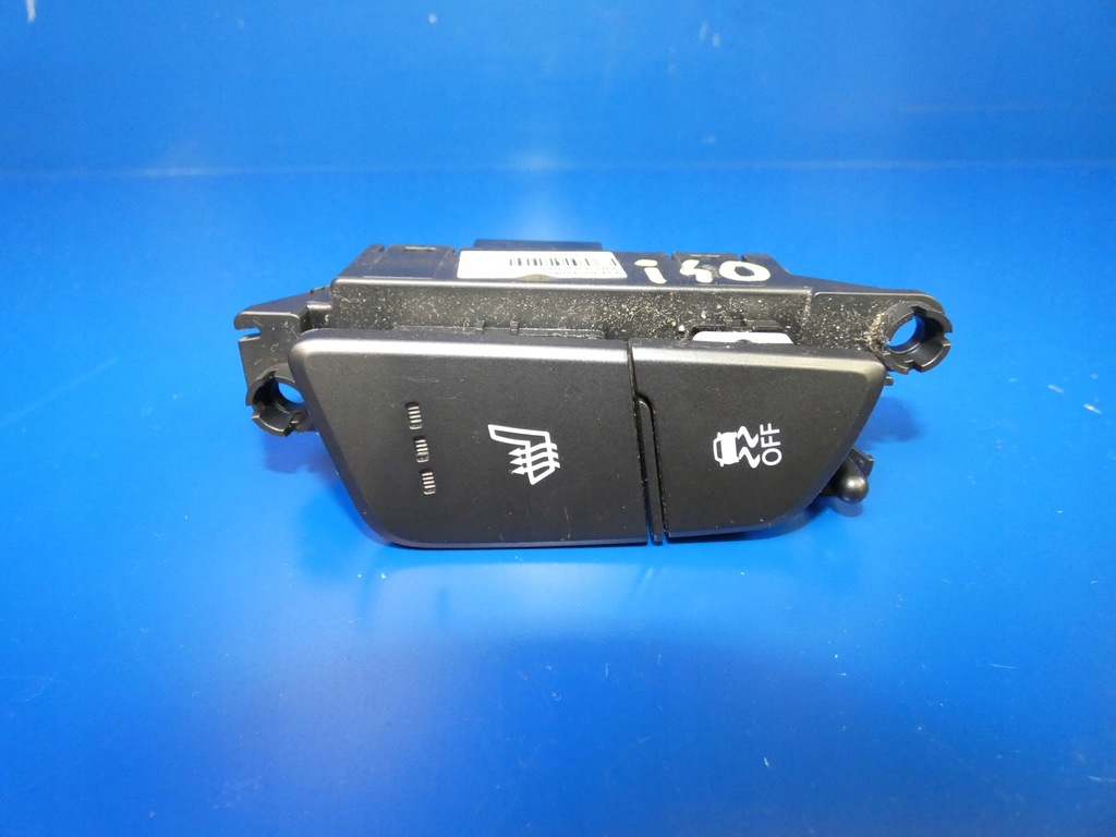 фото №1, Hyundai i40 переключатель кнопка подогрев сиденье