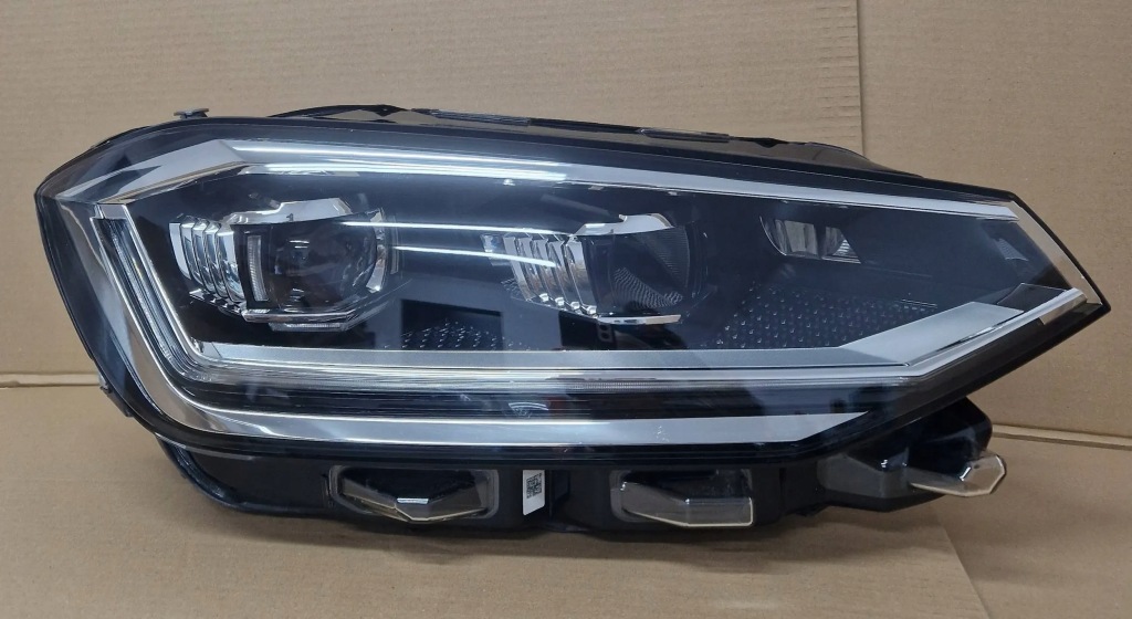 фото №1, Лампа передняя правая full led vw golf vii sportsvan 17- lift idealna