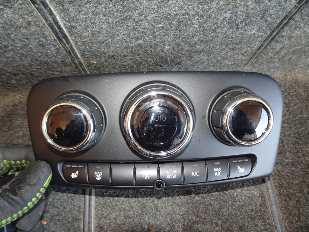 фото №1, Mini clubman f54 панель кондиционера 9318941