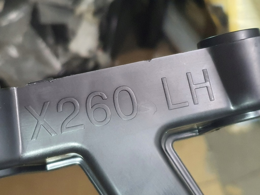 фото №8, Jaguar xf x260 направляющая бампера правый задняя