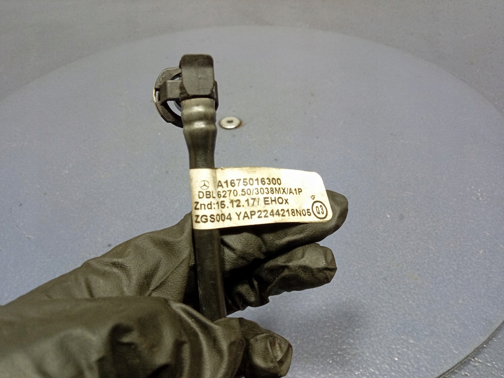 фото №6, Mercedes gls x167 400d шланг вентиляционный a1675016300