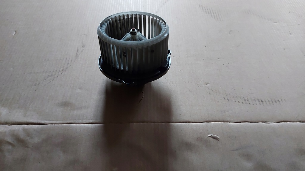 фото №1, Вентилятор повітродувка обдув toyota avensis t25 03-