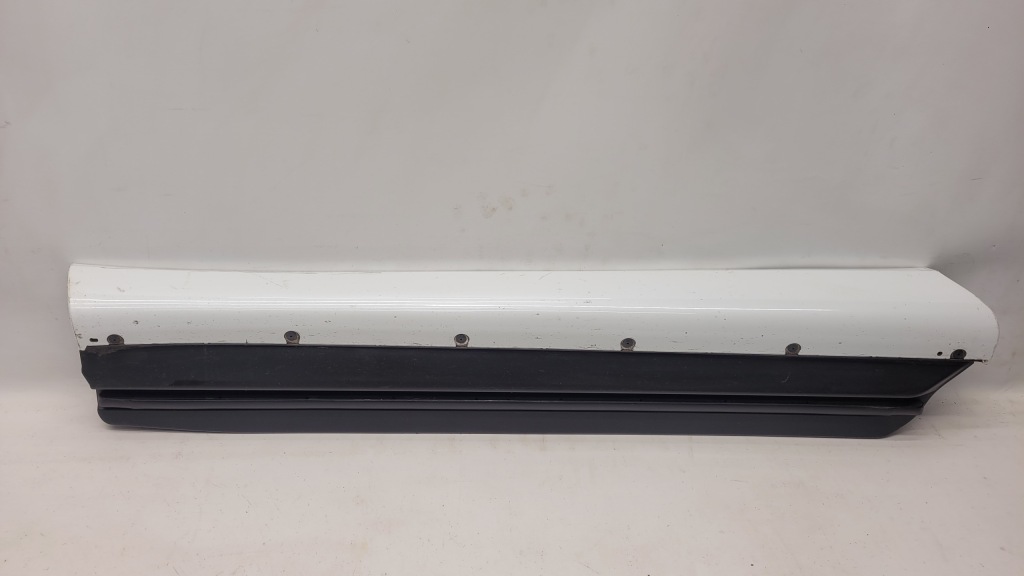 Купити Lexus rx 15r- молдинг бічна двері ліва перед