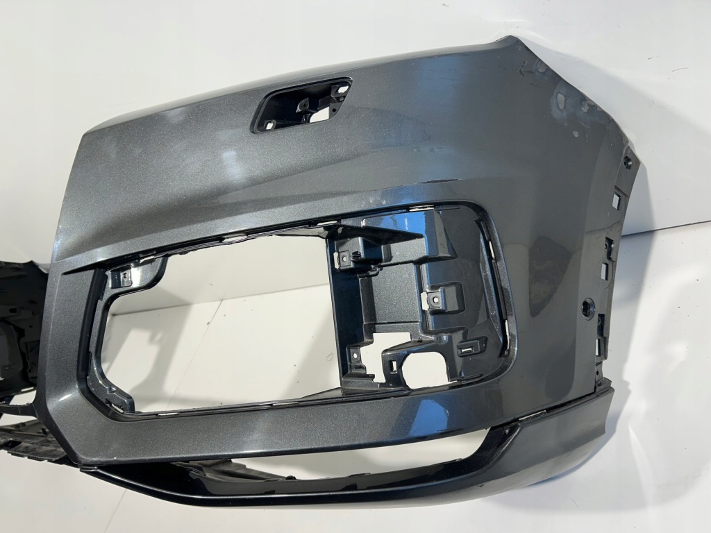 Audi q7 4m0 бампер перед передній 4m0807437l Зі Шроту