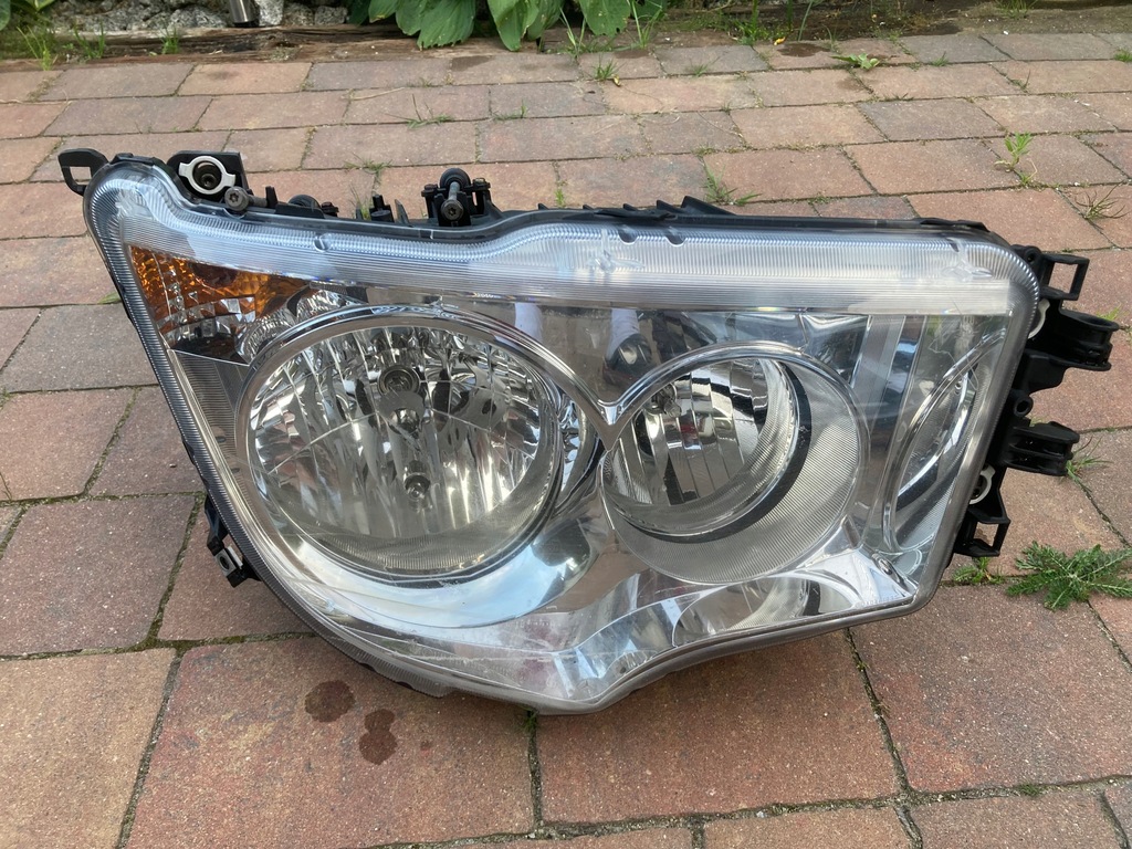 фото №1, Лампа права mercedes actros a9608201939 2016rok