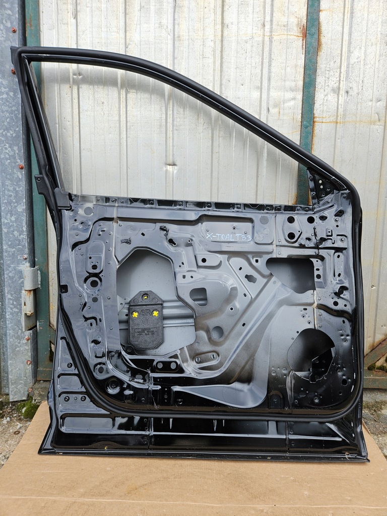 фото №16, Ліва передні перед двері молдинг nissan x-trail t33 iv 4 2021-