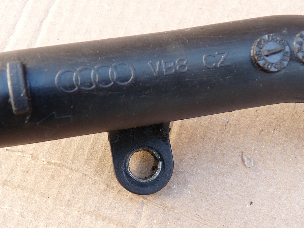 фото №4, Audi a8 d3 3.2 fsi труба wody 06e121044d