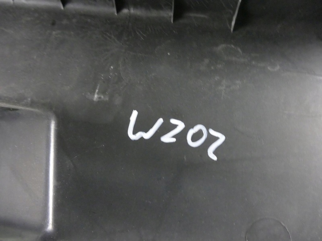 фото №12, Mercedes c-klasa w202 sedan захист поперечина замка багажника задня 2026905825