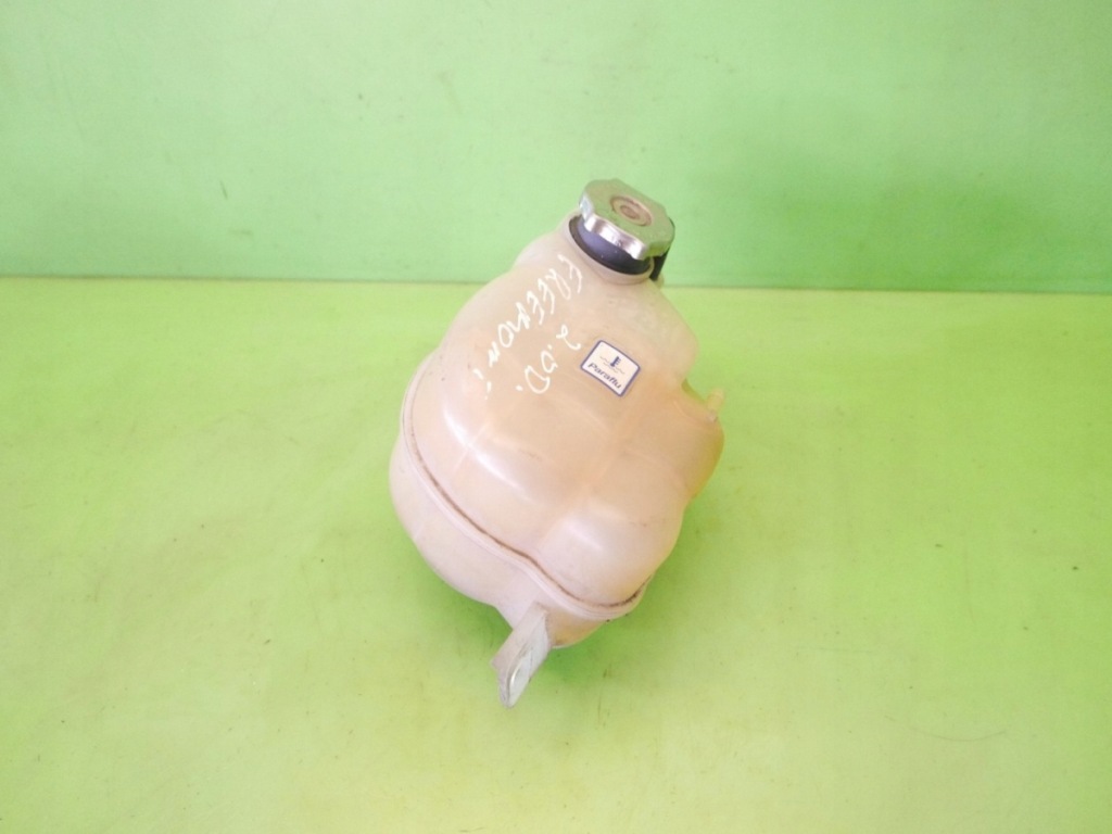 Купити Бачок розширювальний 68105172aa fiat freemont i 2.0 d mjet 11-15