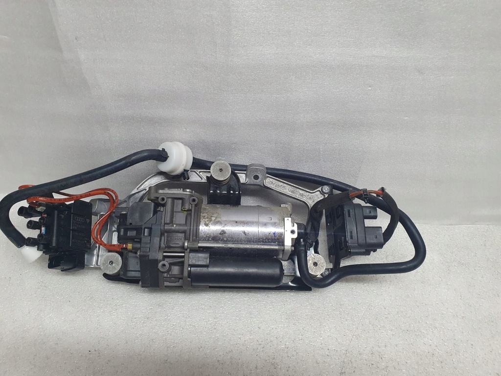 фото №1, Компрессор подвеска porsche taycan audi etron