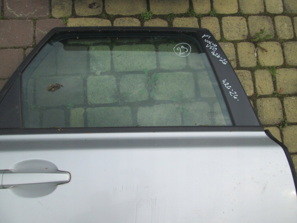 фото №12, Дверь задняя volvo v50 2004-12 серебристый чёрные