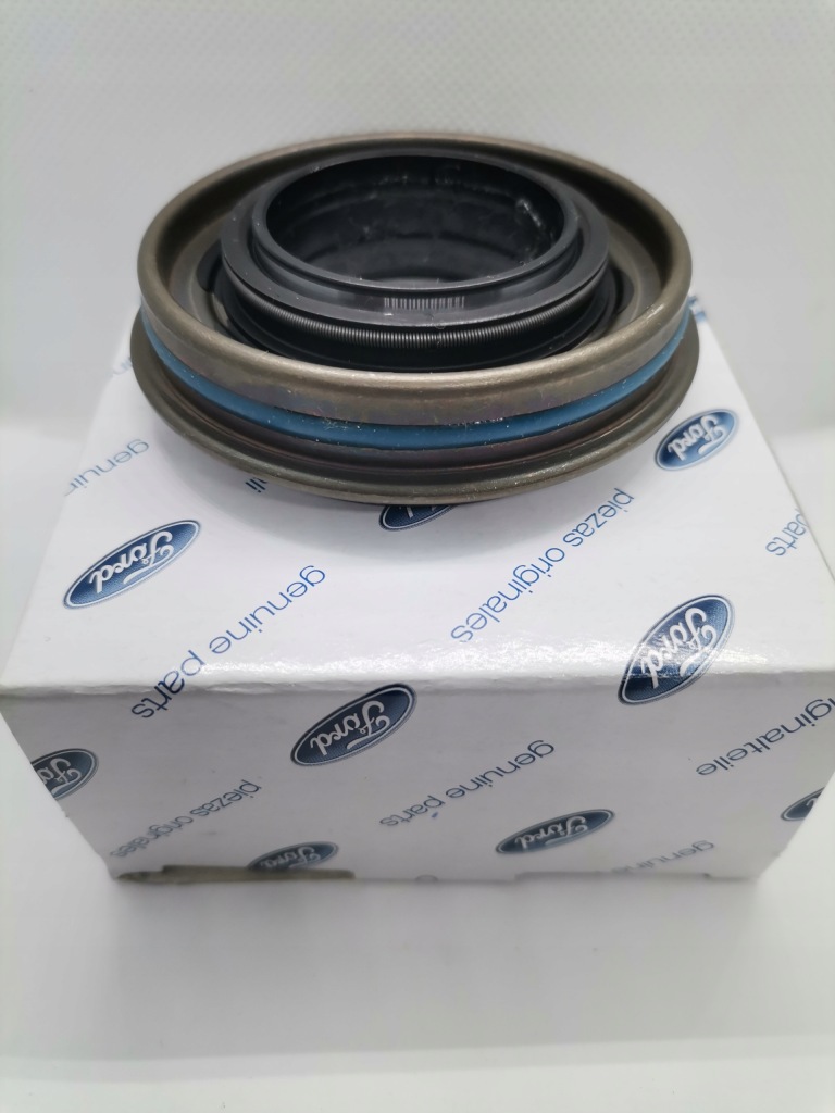 Сальник полуось автоматическая коробка передач ford jm5p-1177-ac 2wd Недорого