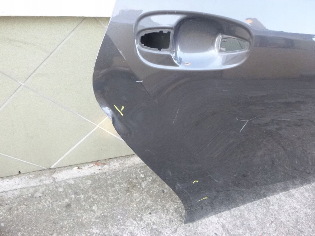 фото №4, Toyota verso ii 2 r2 2009- дверь правое задние