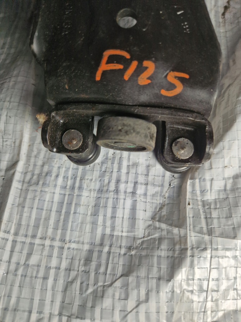 фото №6, Tranist tourneo courier ролик задняя дверь правое