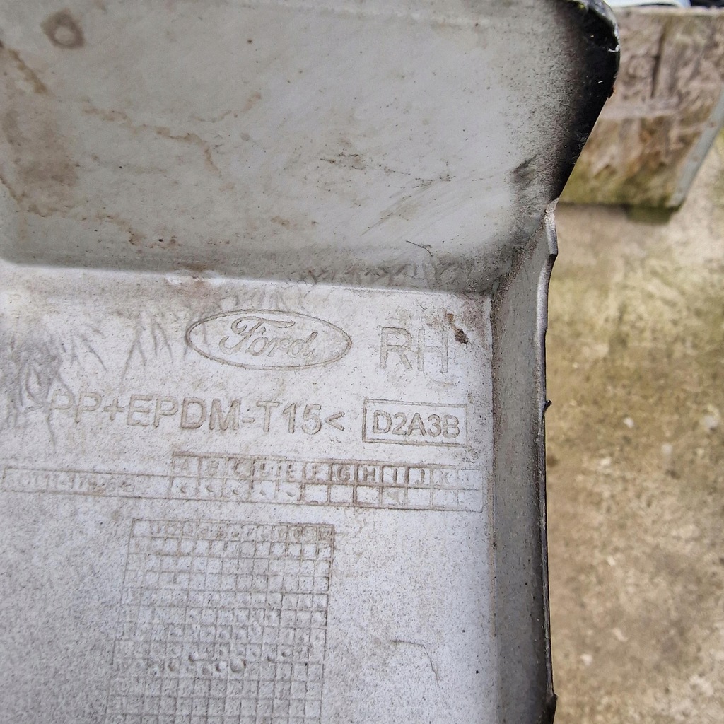 фото №7, Уголок бампера правый connect mk2 lift