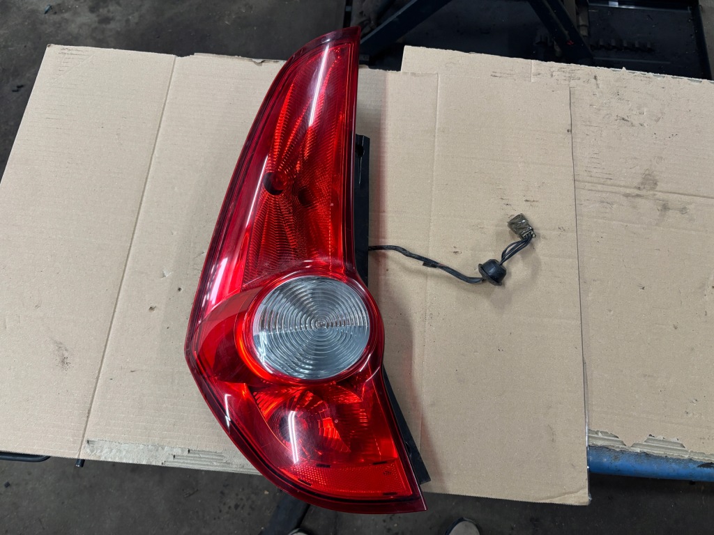 Купить Opel agila b лампа задняя левая задняя 89071595 #l186