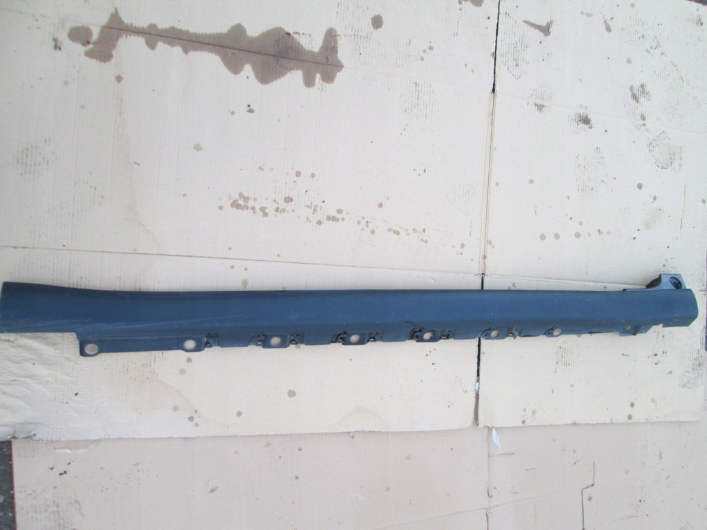 фото №1, Молдинг поріг поріг права toyota urban cruiser