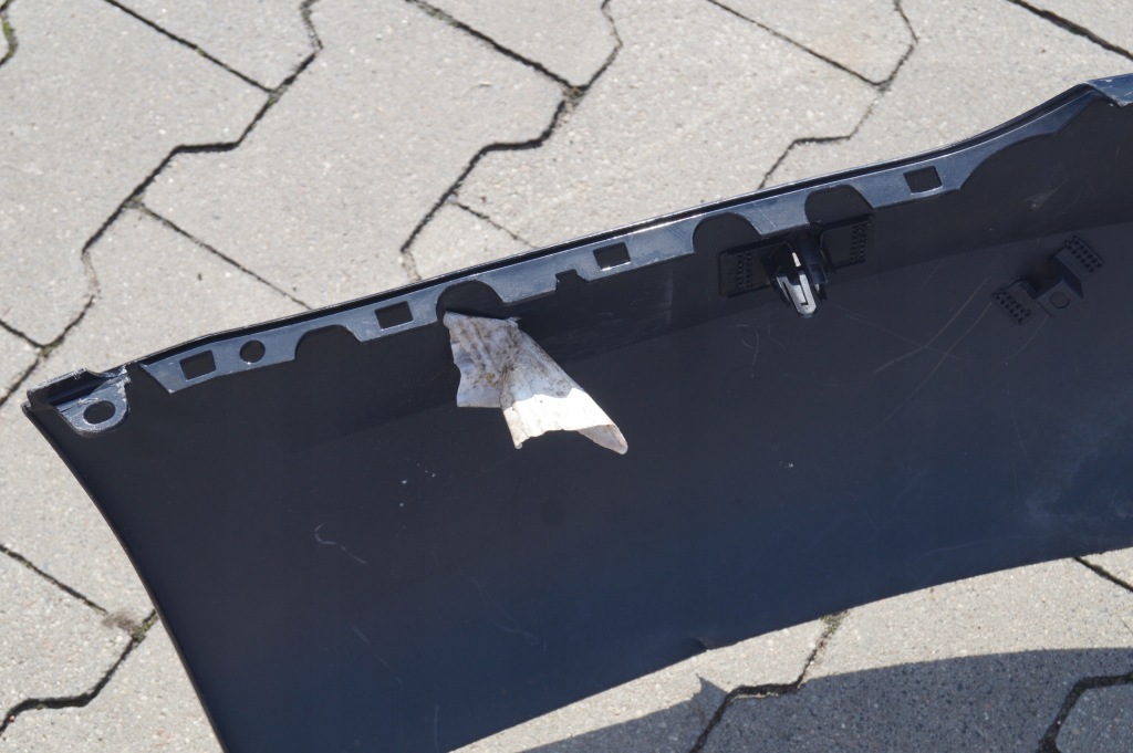 фото №10, Накладка спойлер диффузор dół бампера задняя land rover discovery v 5 hy3m