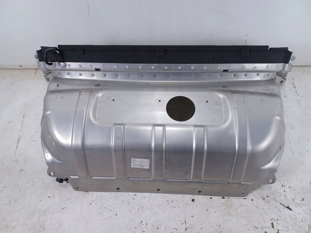 Купити Mercedes sl r230 w230 230 рестайлінг  накладка бака бака пального a2306400557