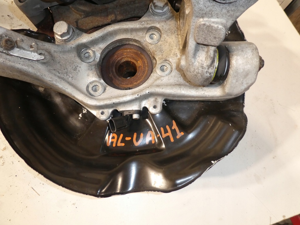 фото №6, Audi a6 c6 підвіска правий перед поворотний кулак важелі 4f0407242j