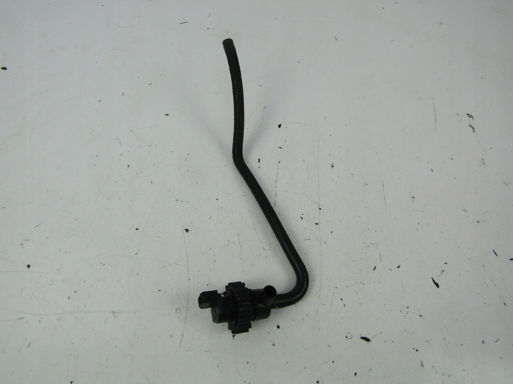 фото №1, Bmw 3 e46 клапан вакууму